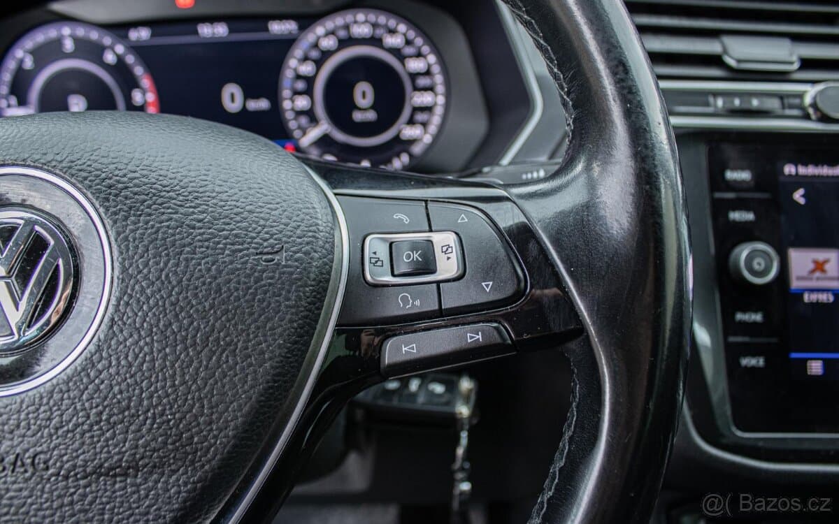 2018 Volkswagen TIGUAN - 15