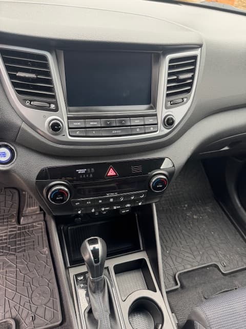 2016 Hyundai TUCSON - 15
