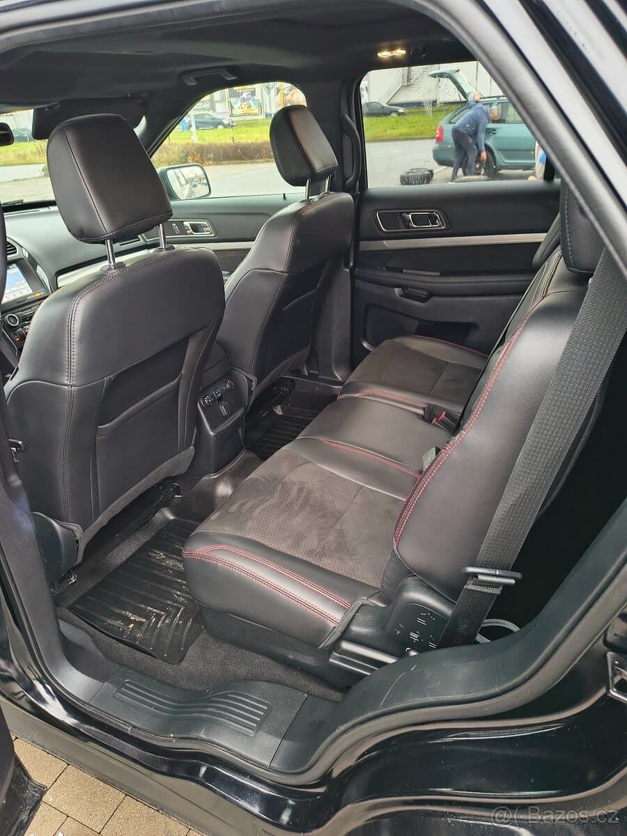 2018 Ford EXPLORER - 15