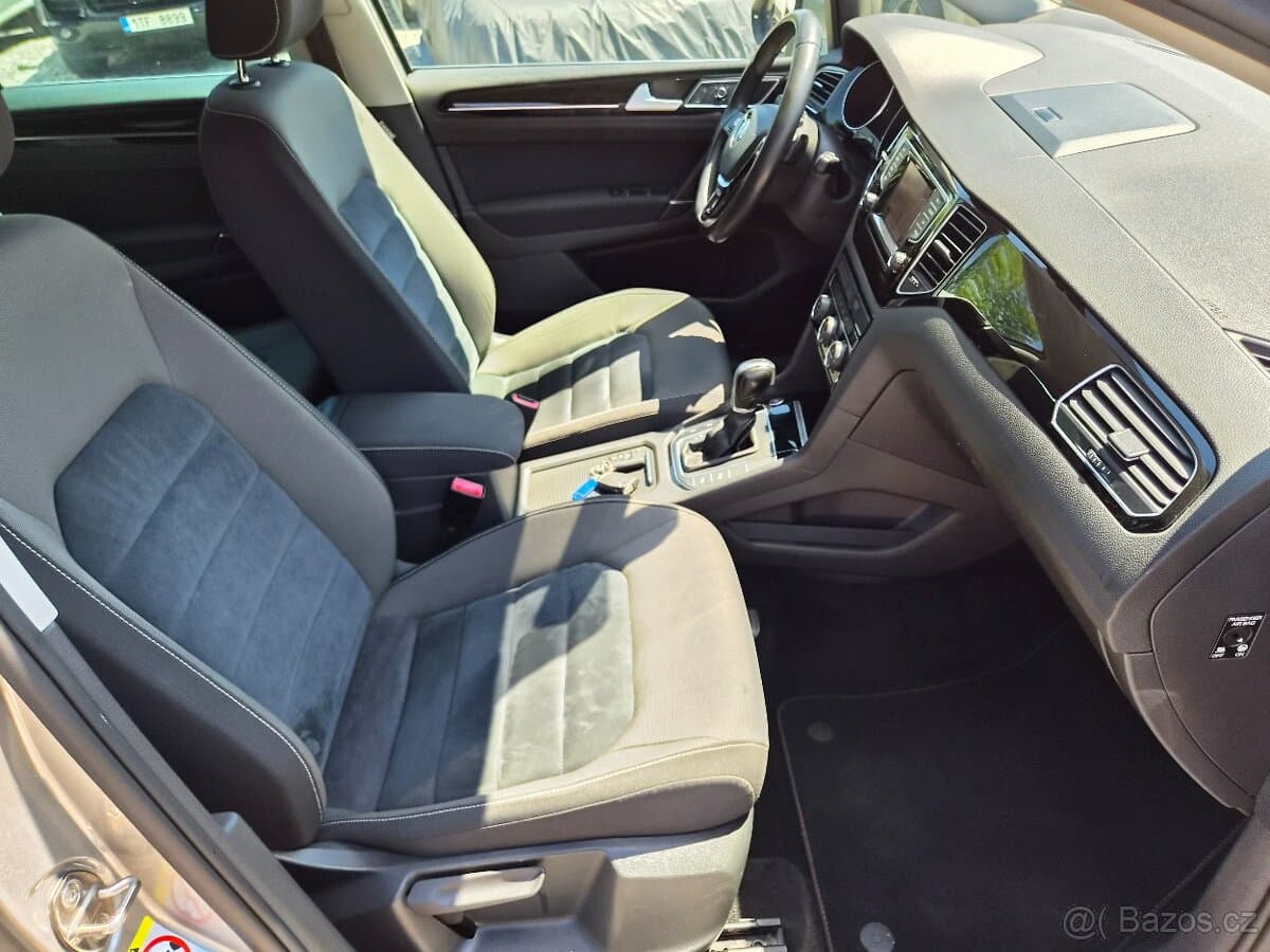 2015 Volkswagen GOLF - 15