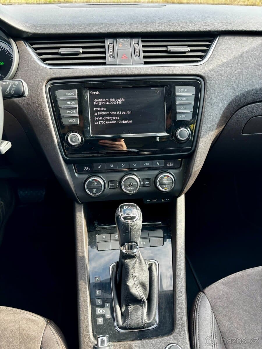 Škoda OCTAVIA - 15