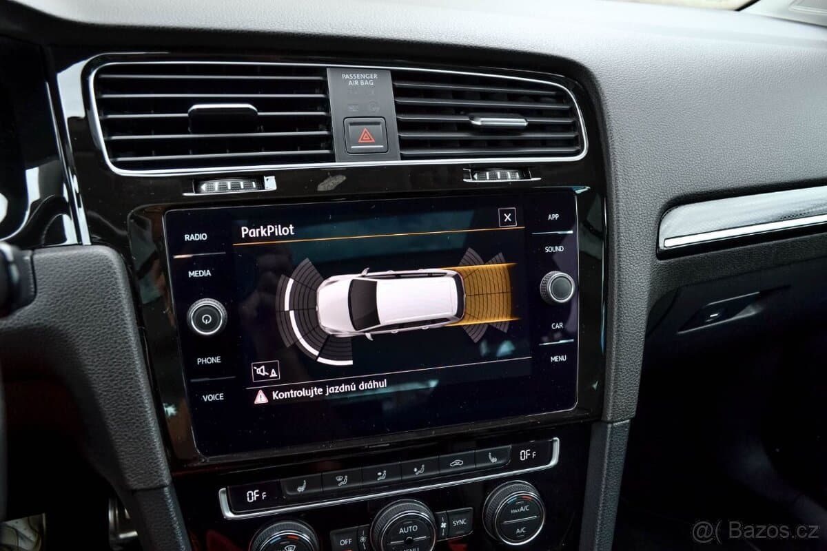 2016 Volkswagen GOLF - 15