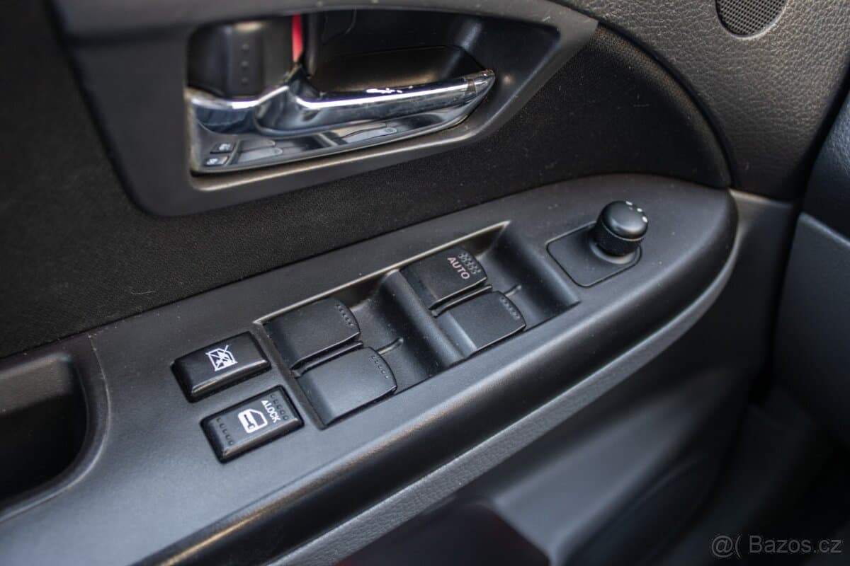 2011 Suzuki SX4 - 15
