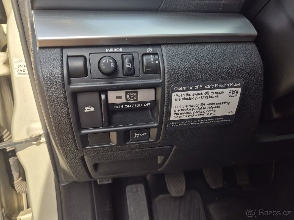 2011 Subaru OUTBACK - 15