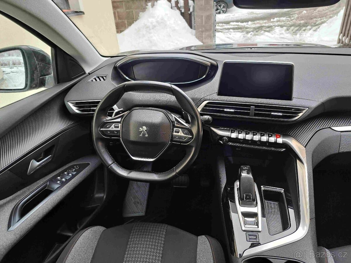 2020 Peugeot 5008 - 15