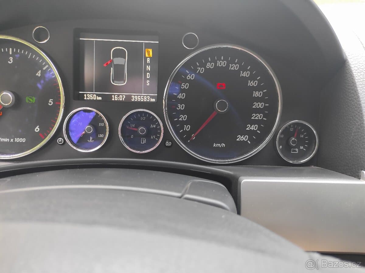 2005 Volkswagen TOUAREG - 15