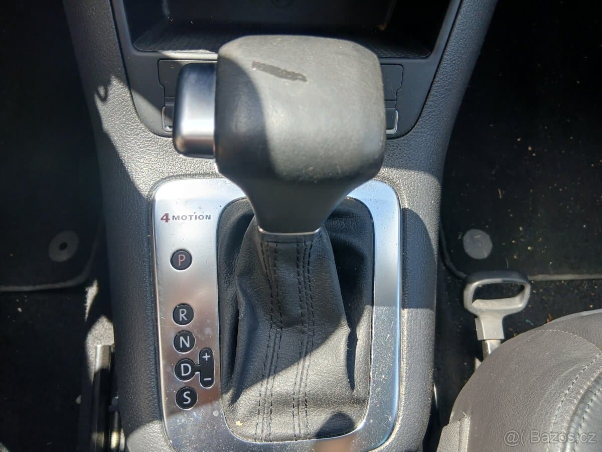 2009 Volkswagen TIGUAN - 15