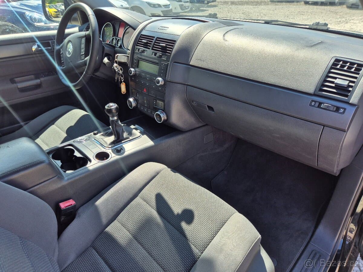 2009 Volkswagen TOUAREG - 15