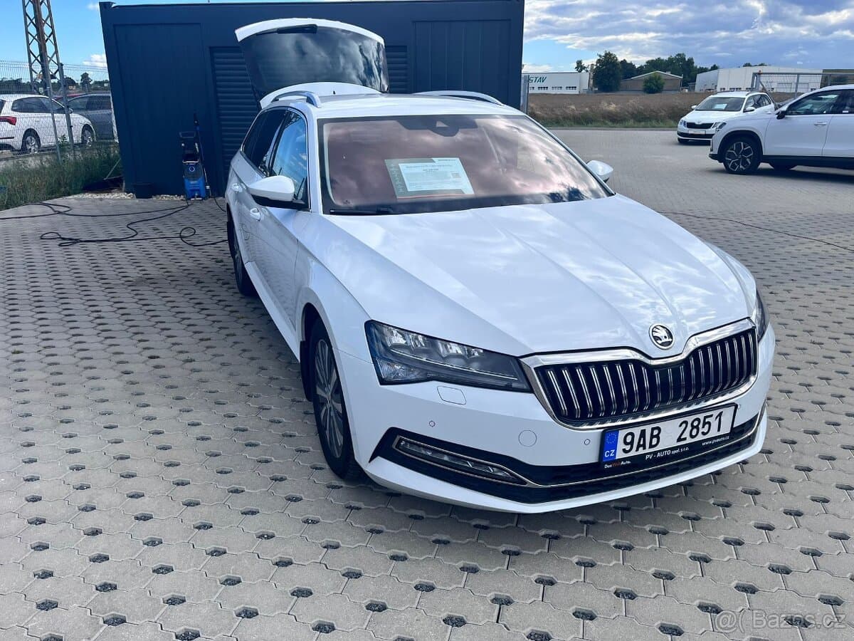 2022 Škoda SUPERB - 15