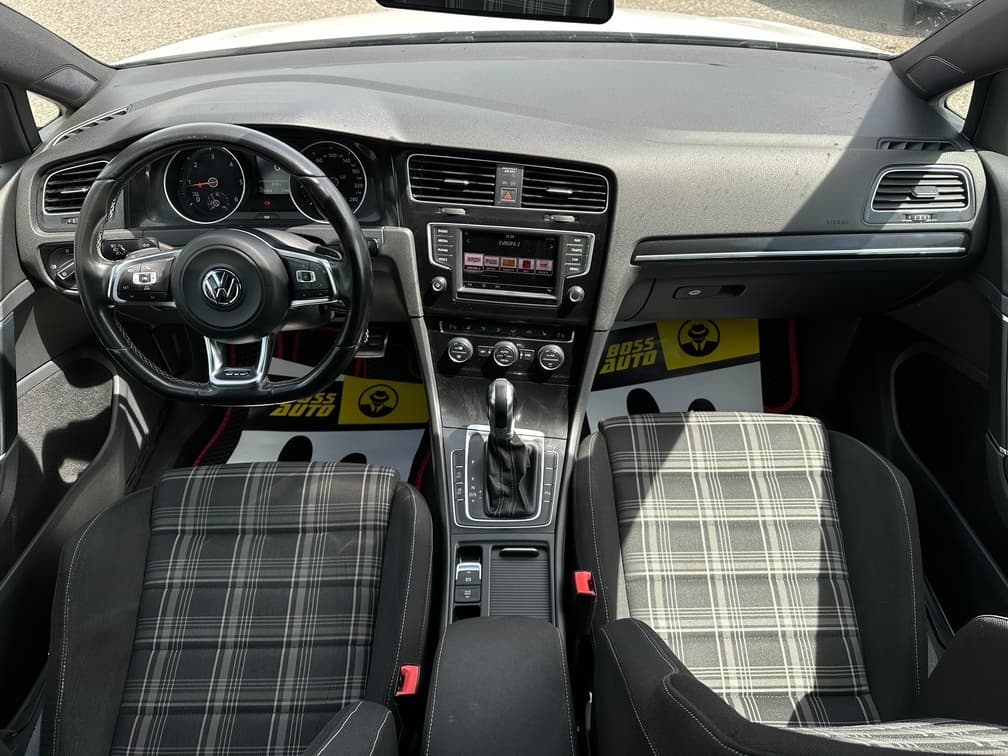 2016 Volkswagen GOLF - 15