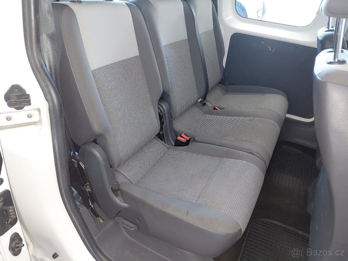 2012 Volkswagen CADDY - 15