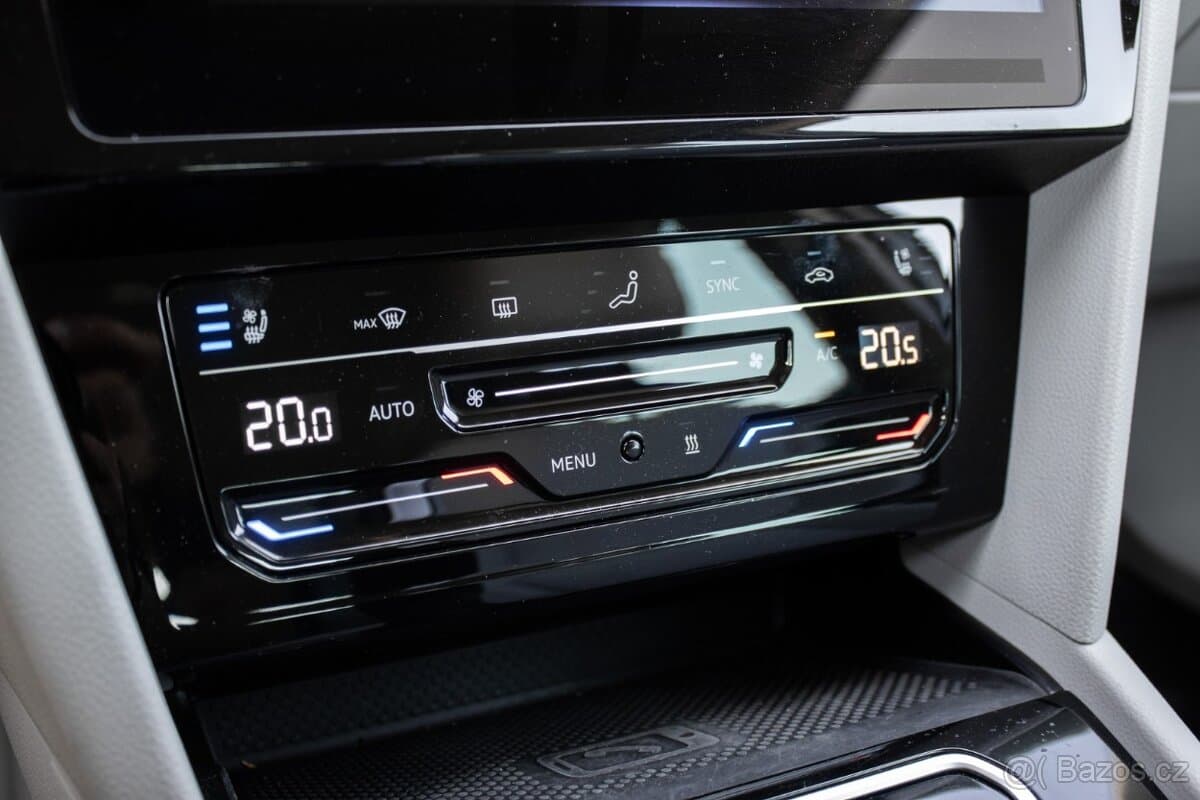2022 Volkswagen PASSAT - 15