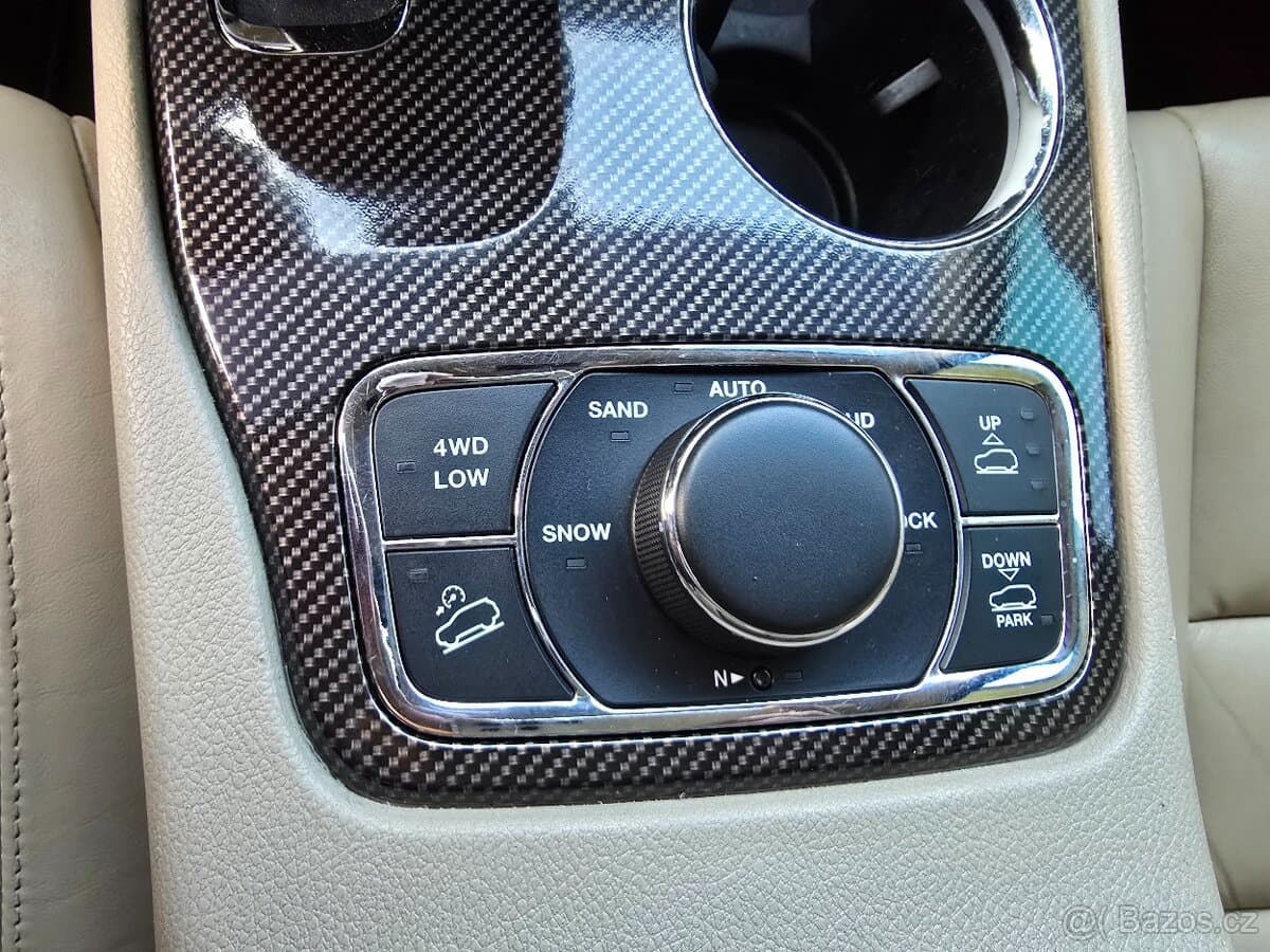 2014 Jeep CHEROKEE - 15