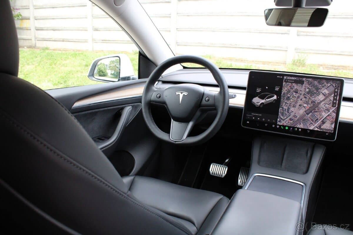2021 Tesla MODEL Y - 15