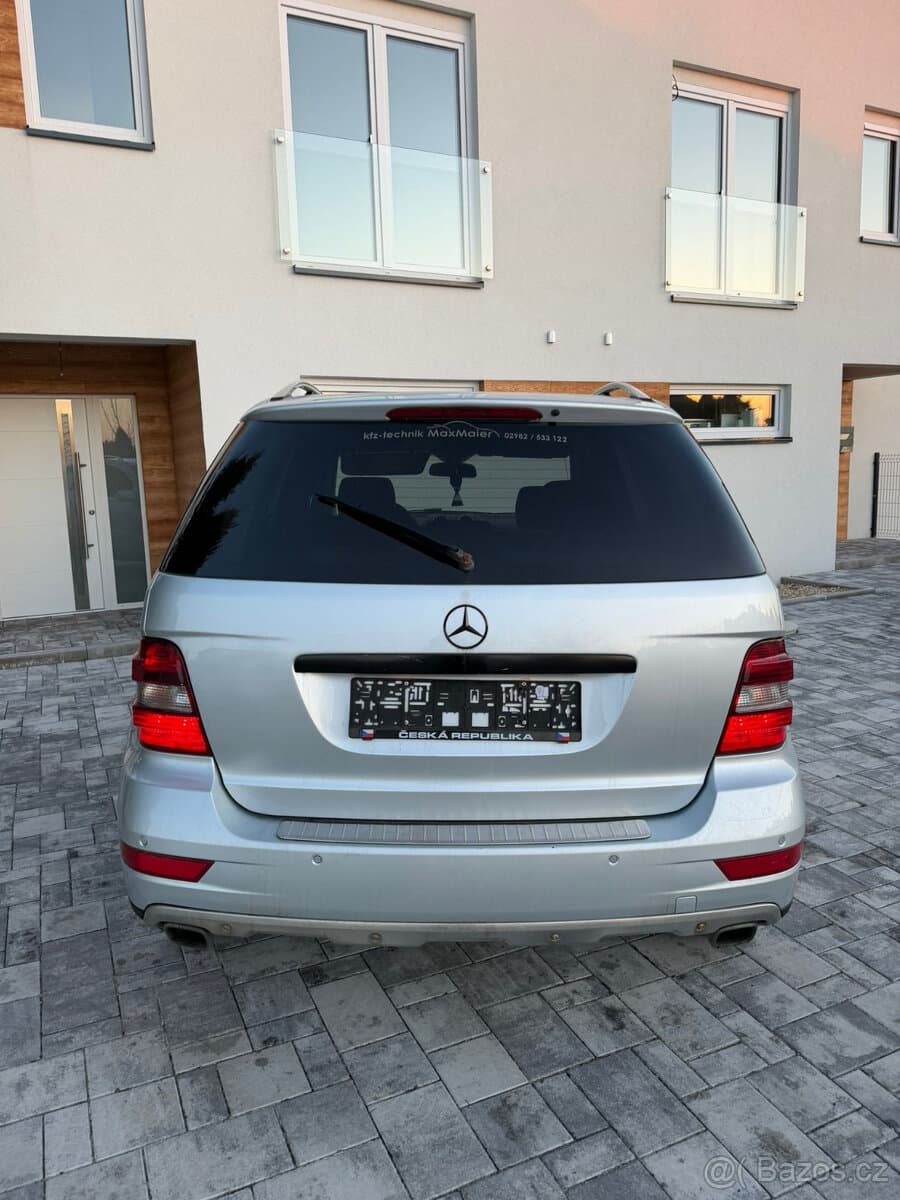 2010 Mercedes-Benz OSTATNÍ - 15