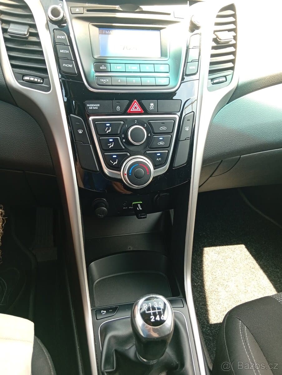 2017 Hyundai i30 - 15
