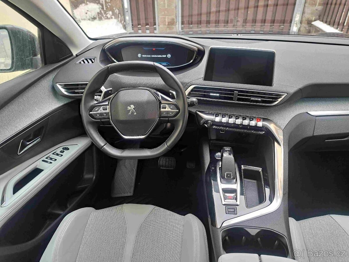 2020 Peugeot 5008 - 15