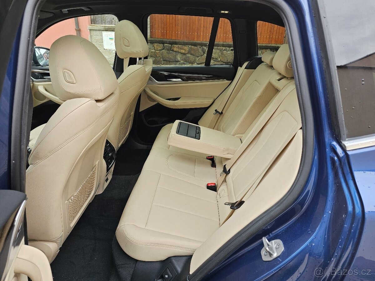 2020 BMW X3 - 15