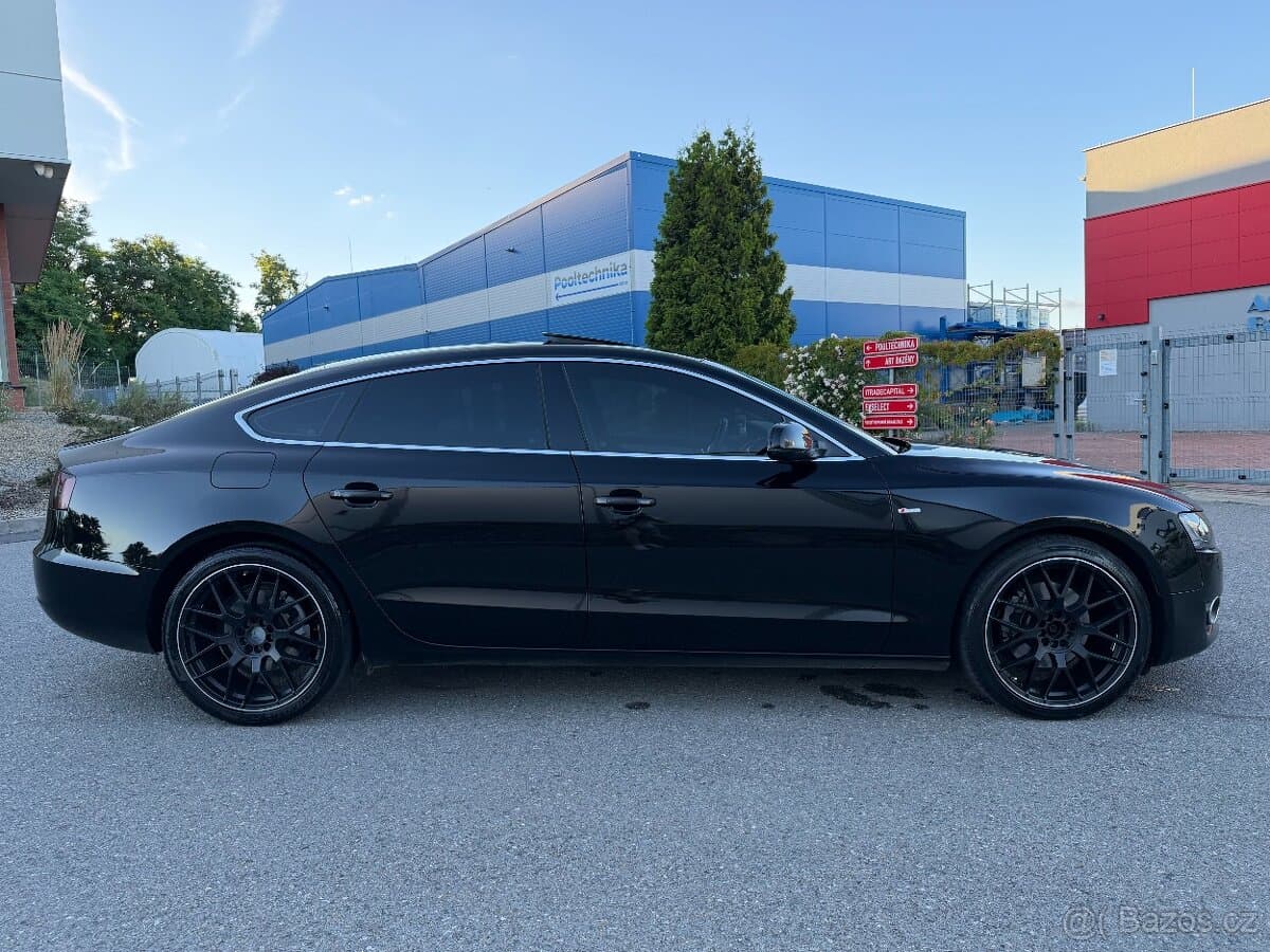 2010 Audi A5 - 15