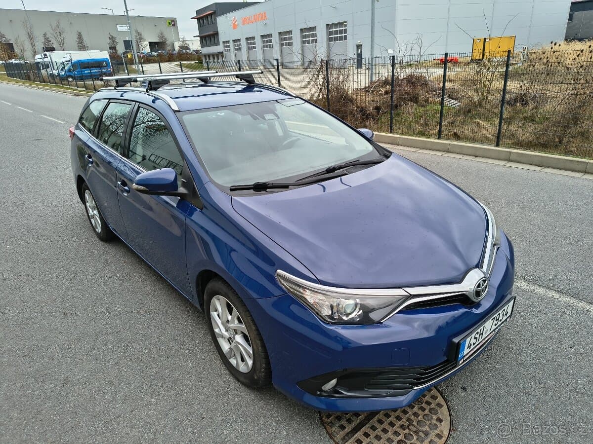 2017 Toyota AURIS - 15