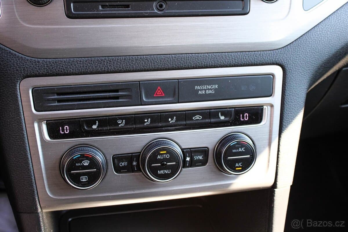 2014 Volkswagen GOLF - 15