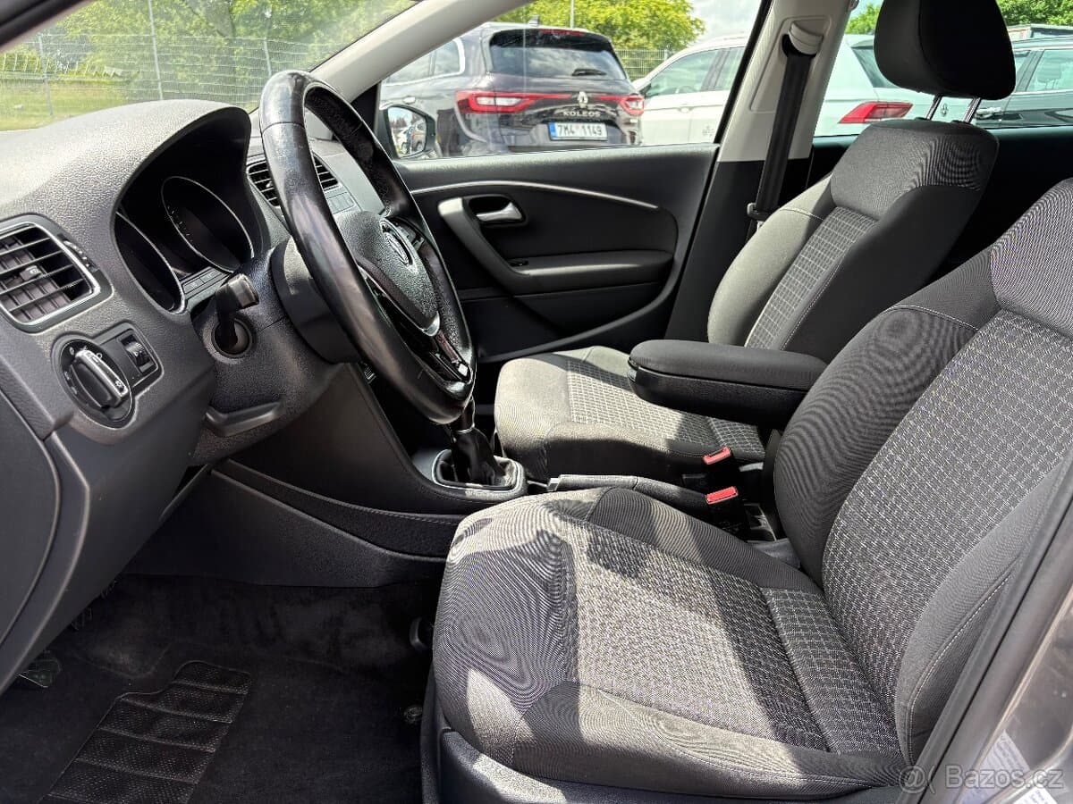 2016 Volkswagen POLO - 15