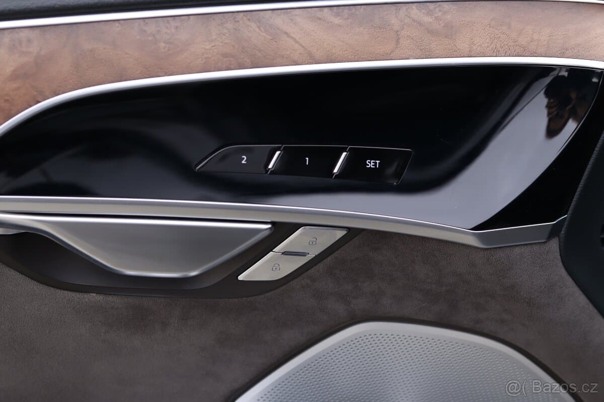 2020 Audi A8 - 15