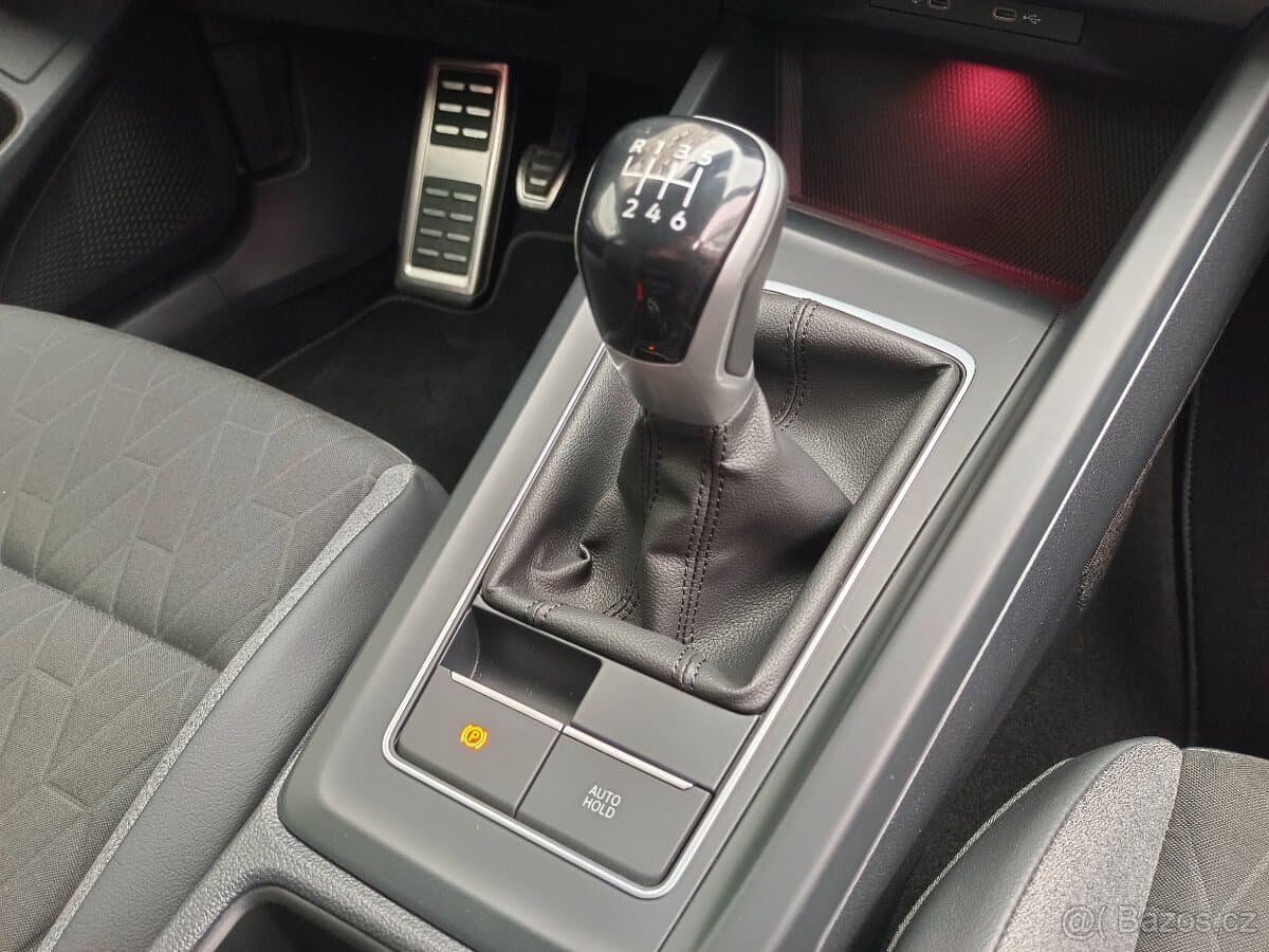 2025 Volkswagen GOLF - 15