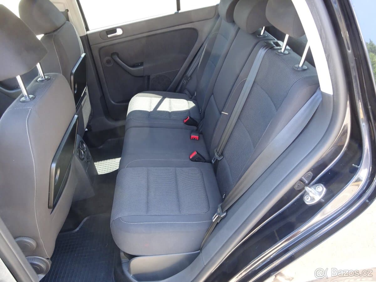2011 Volkswagen GOLF - 15