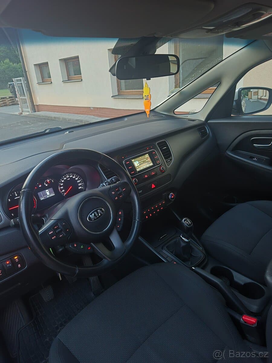 2015 Kia CARENS - 15