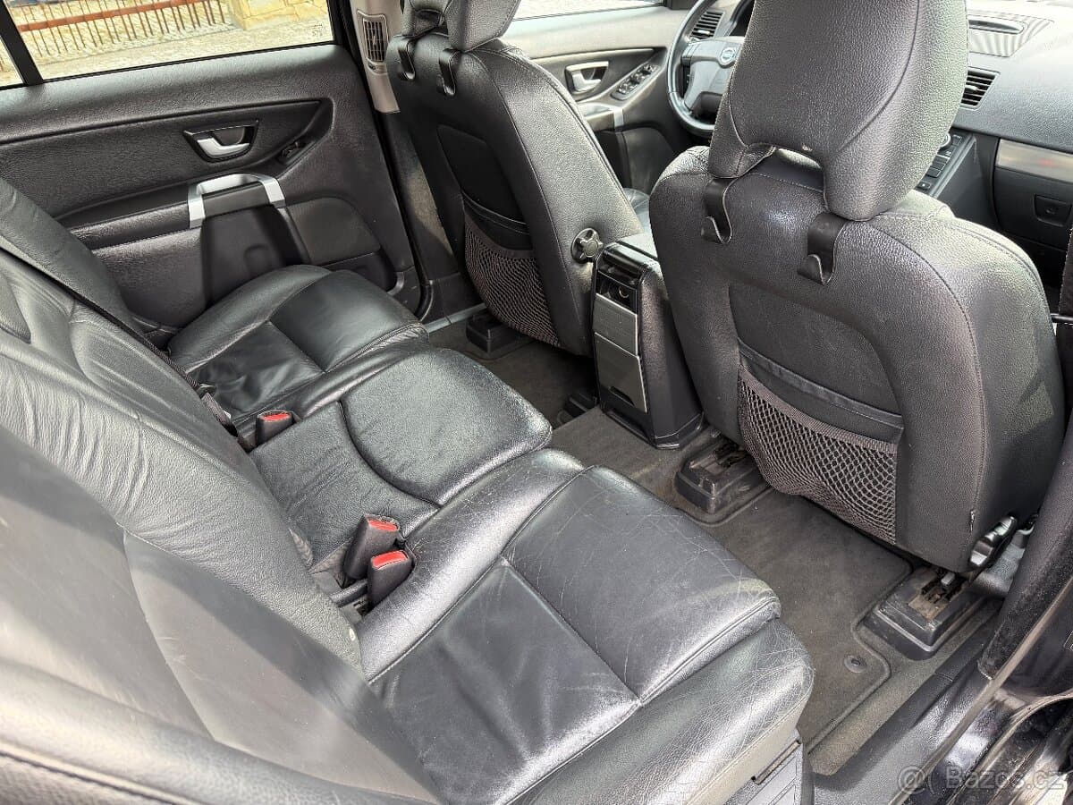 2010 Volvo XC90 - 15