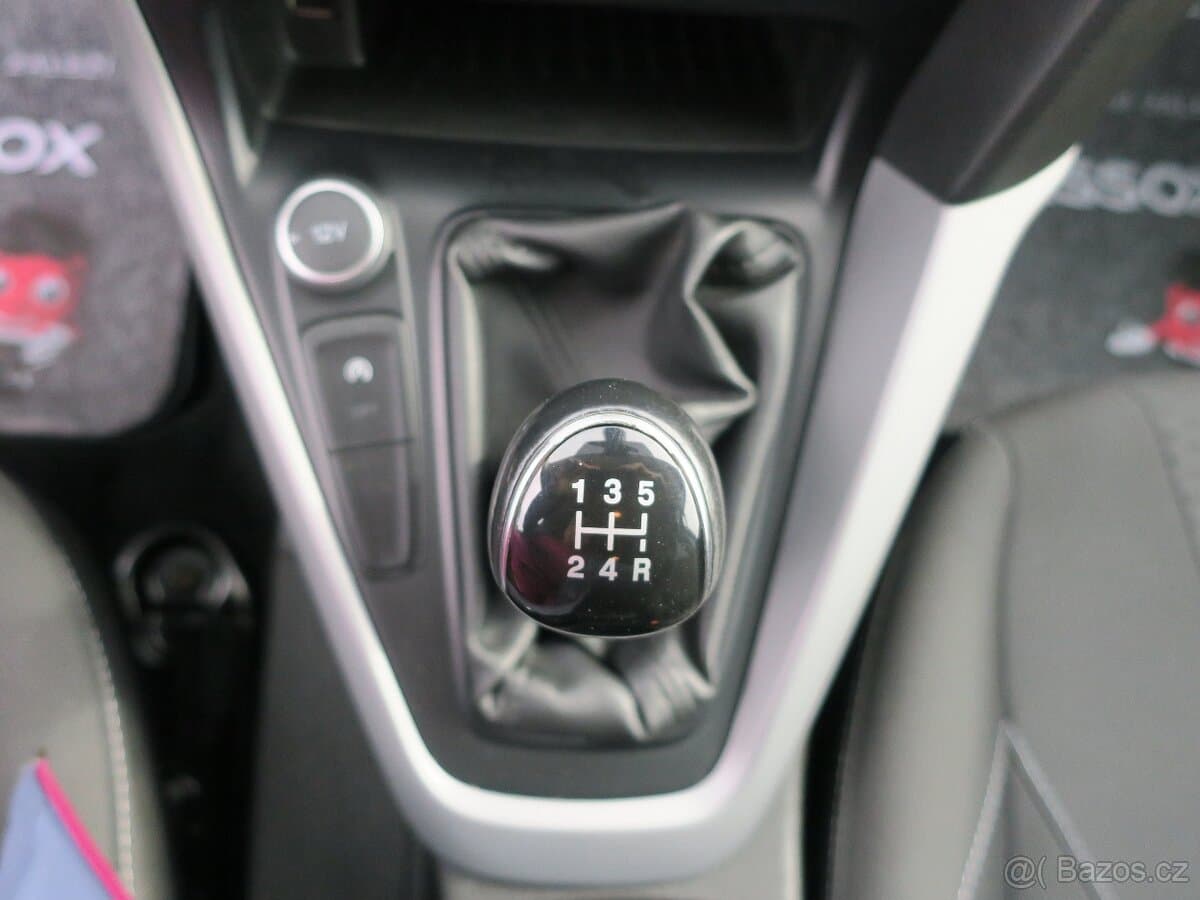 2016 Ford FOCUS - 15