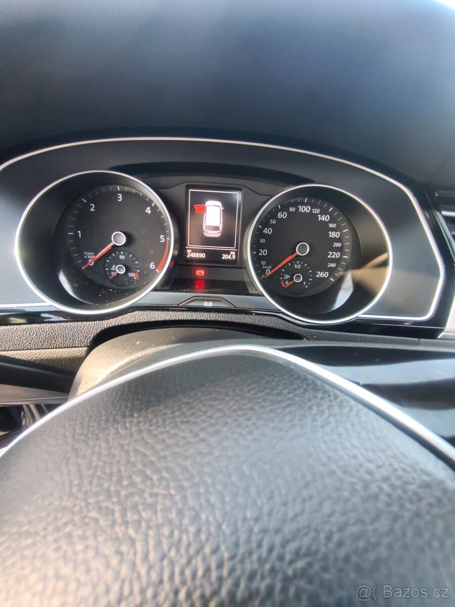2015 Volkswagen PASSAT - 15