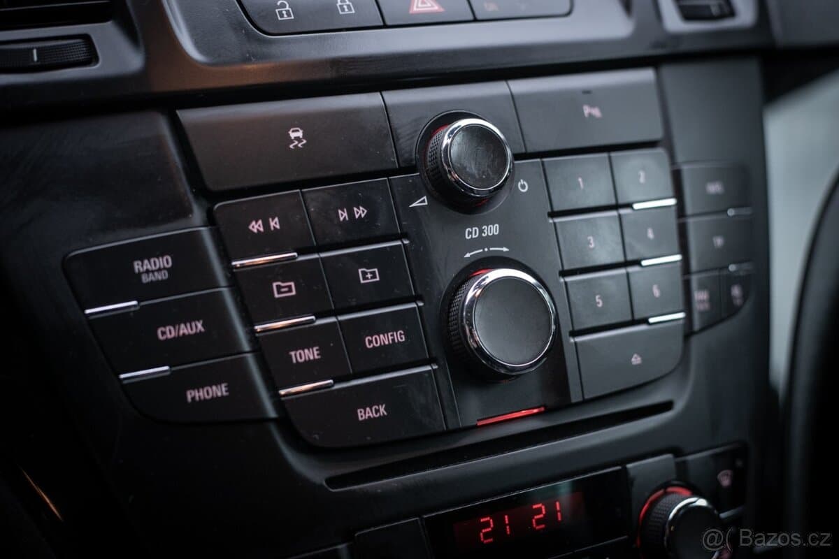 2012 Opel INSIGNIA - 15