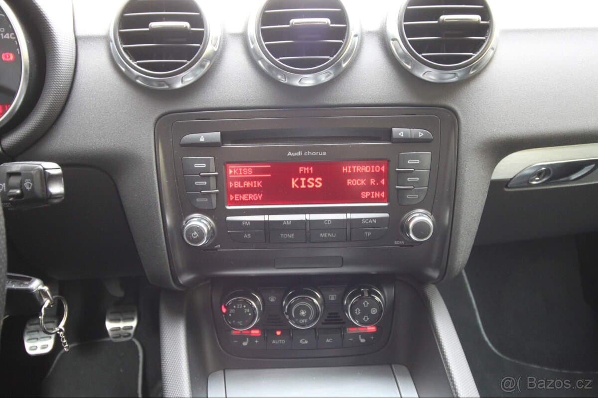 2007 Audi TT - 15