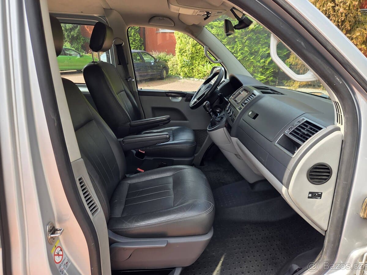 2011 Volkswagen TRANSPORTER - 15