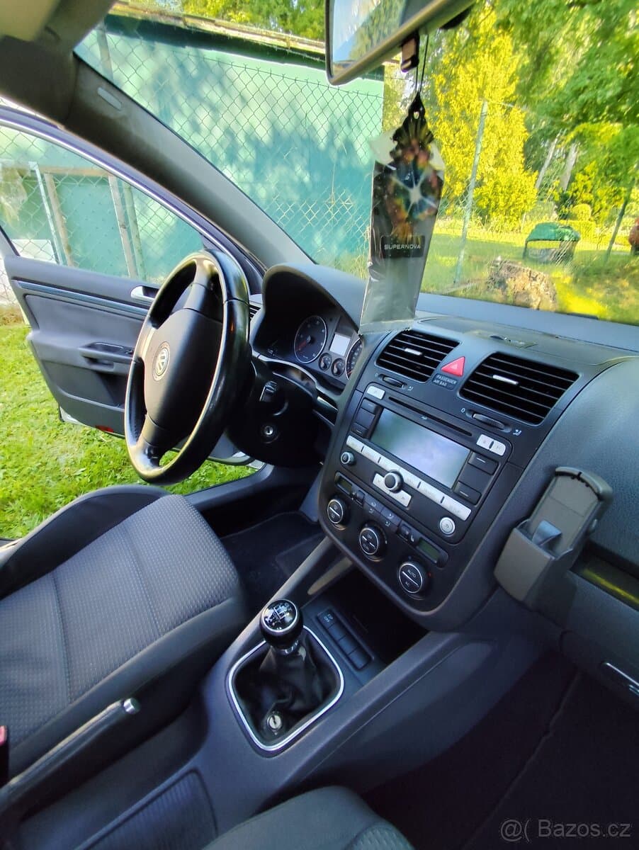 2008 Volkswagen GOLF - 15
