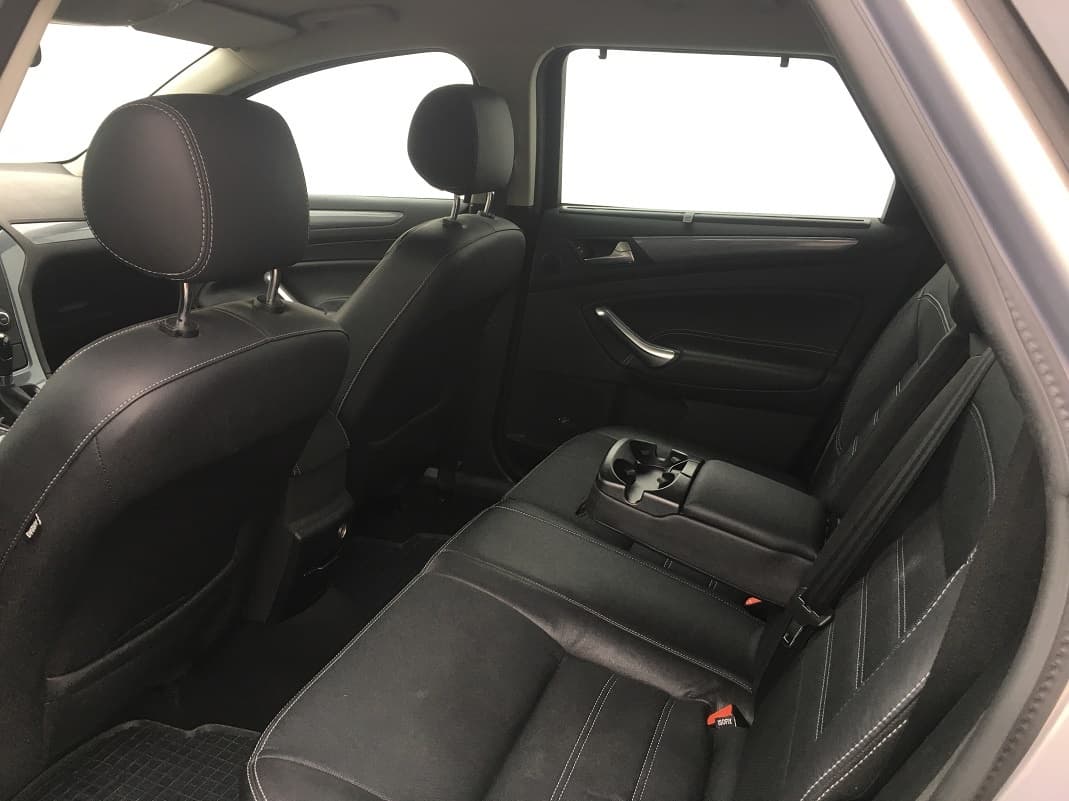 2010 Ford MONDEO - 15