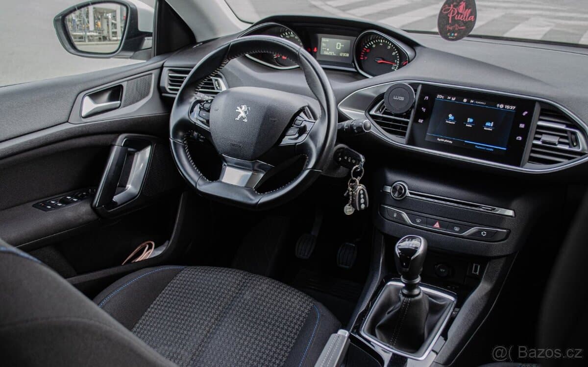 2020 Peugeot 308 - 15