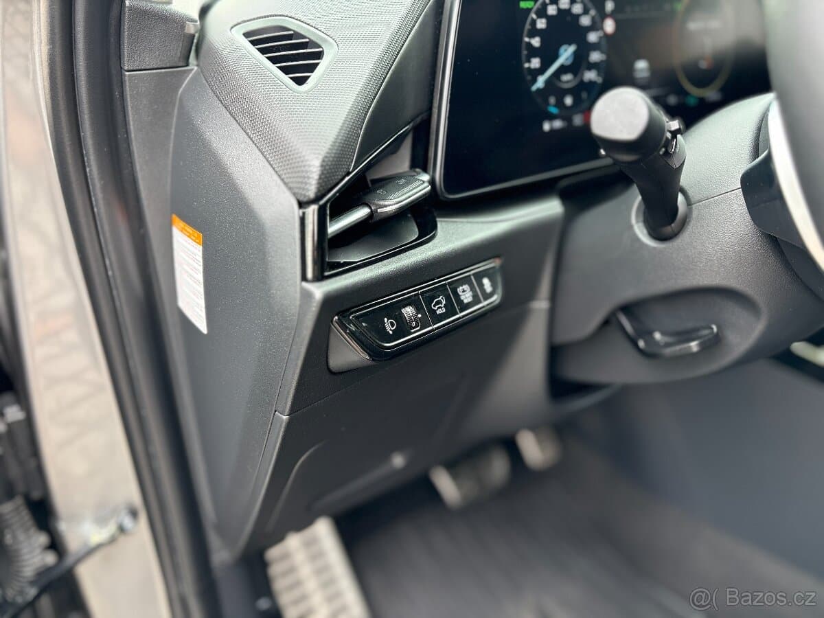 2022 Kia NIRO - 15
