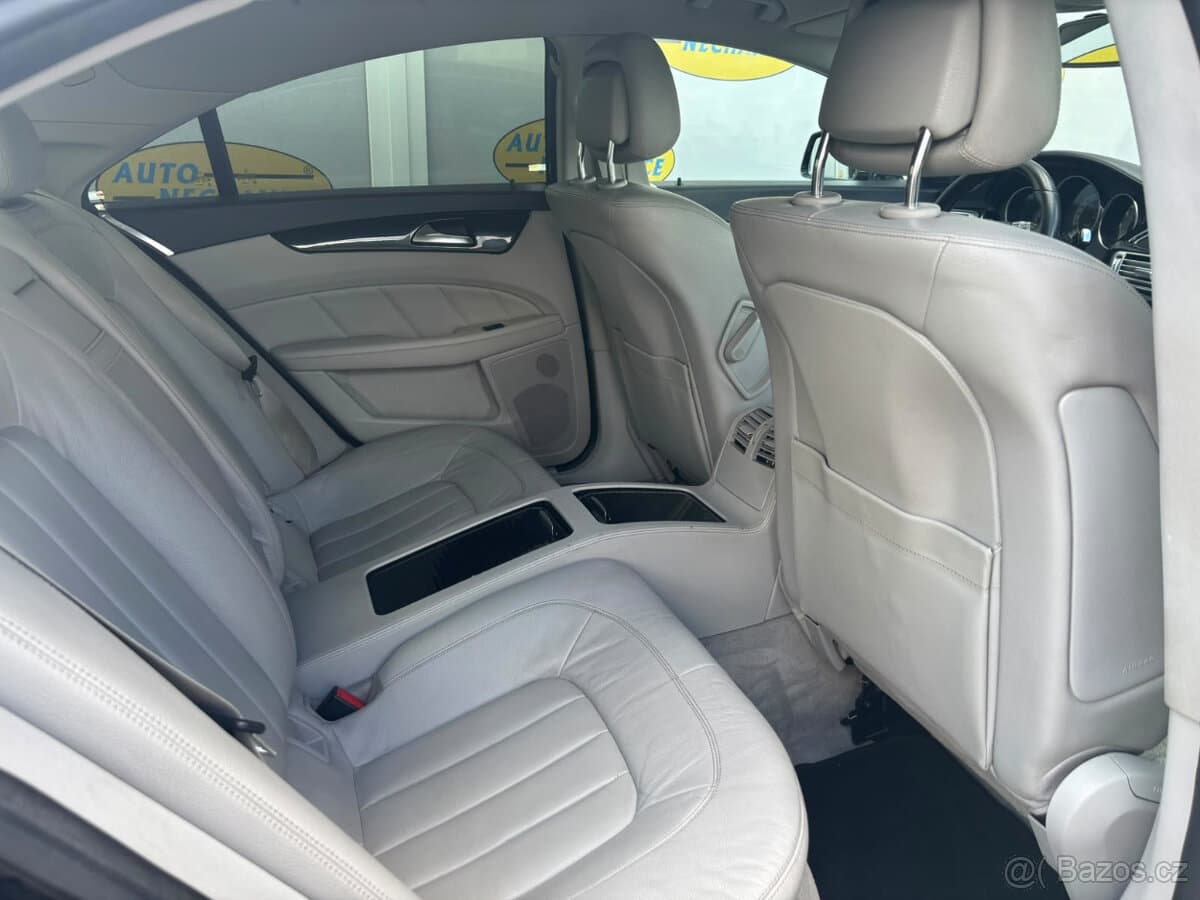 2011 Mercedes-Benz CLS - 15