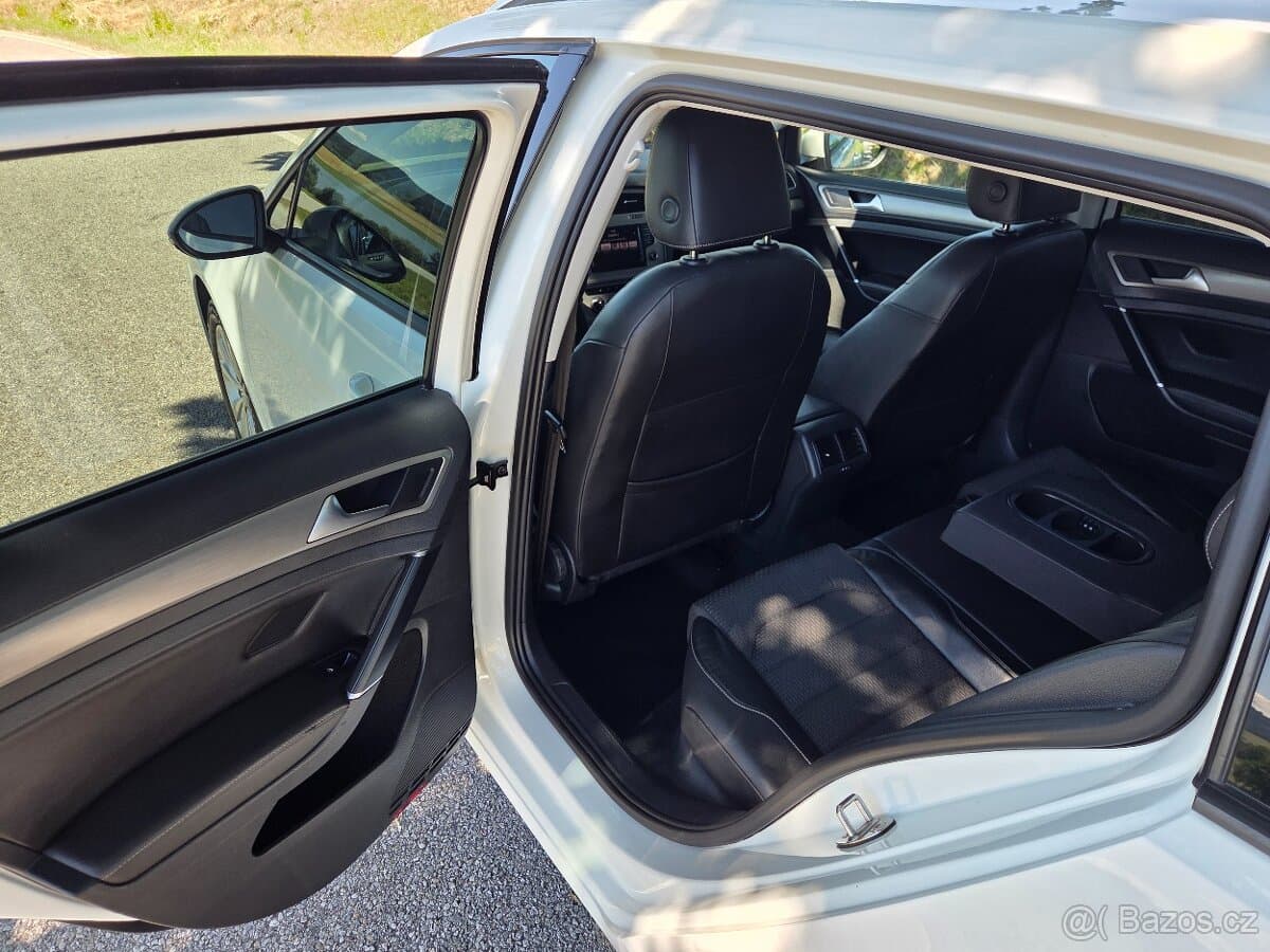 2017 Volkswagen GOLF - 15