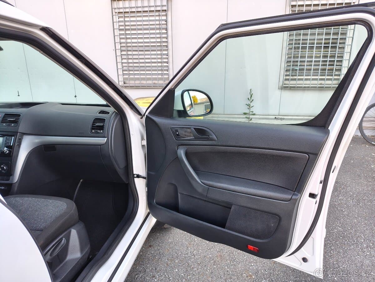 2016 Škoda YETI - 15