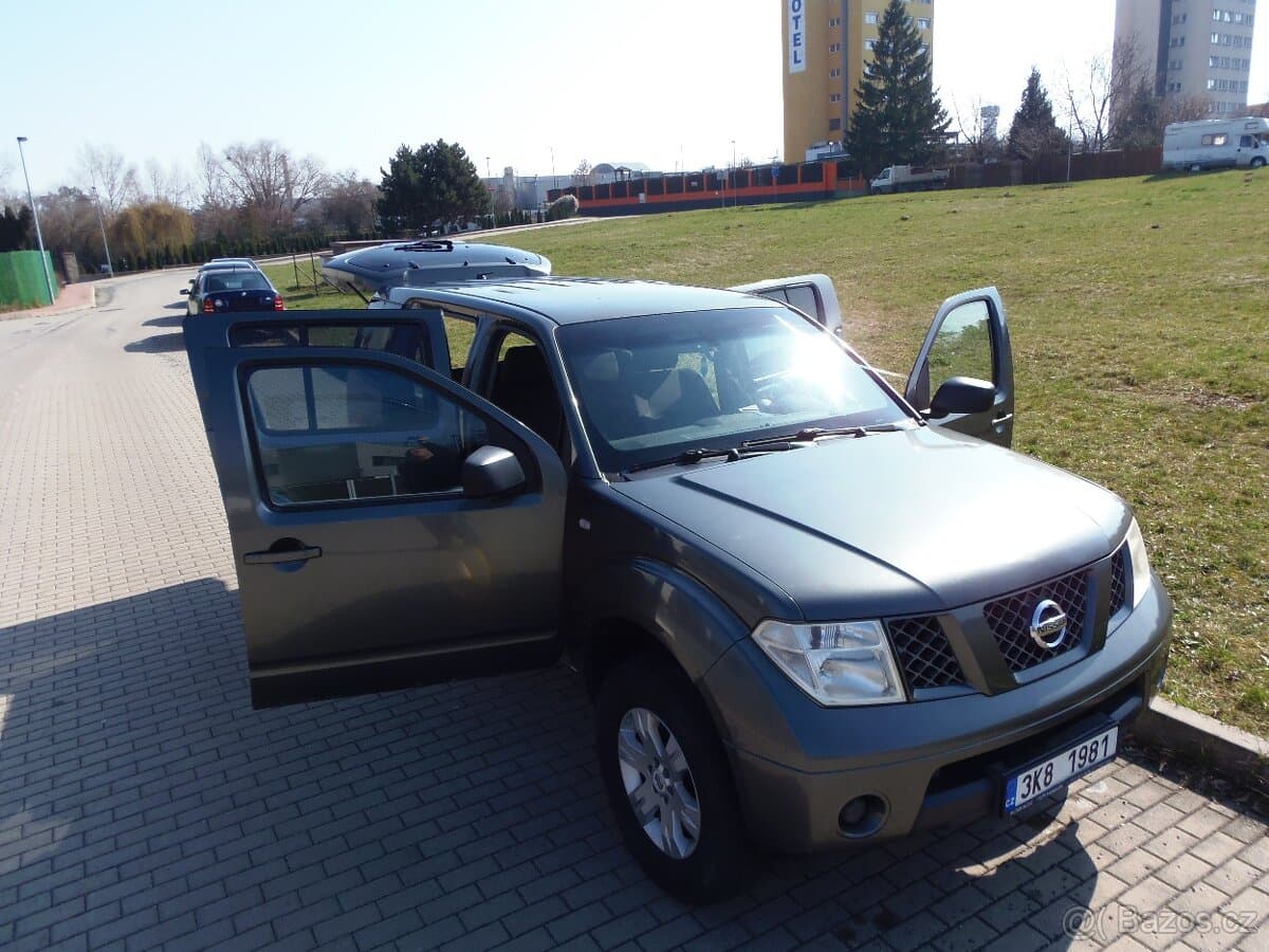 2006 Nissan PATHFINDER - 15
