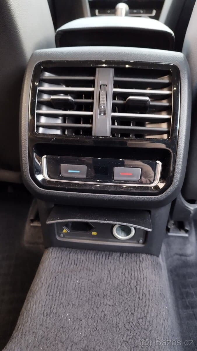 2017 Volkswagen PASSAT - 15
