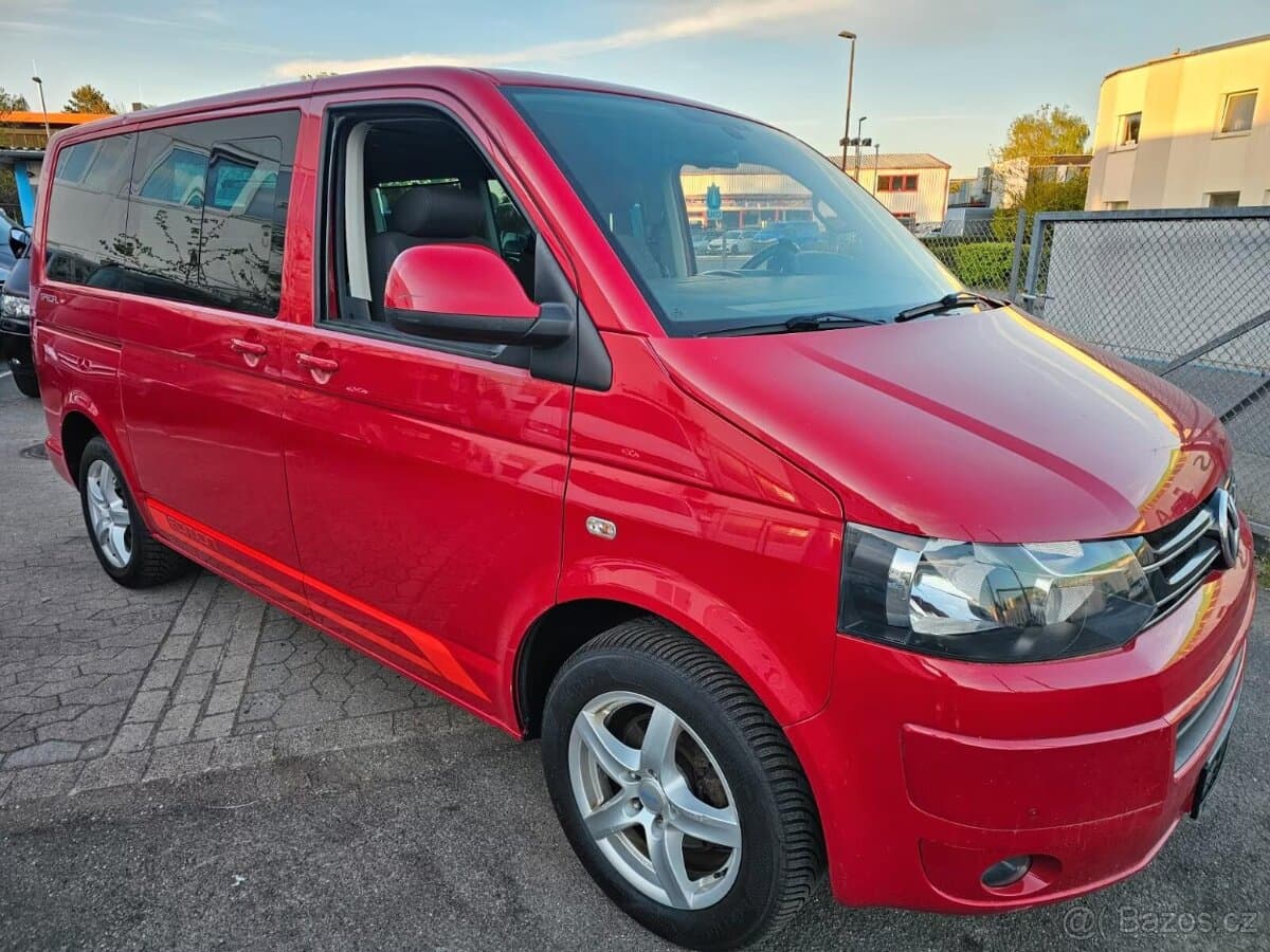 2012 Volkswagen MULTIVAN - 15