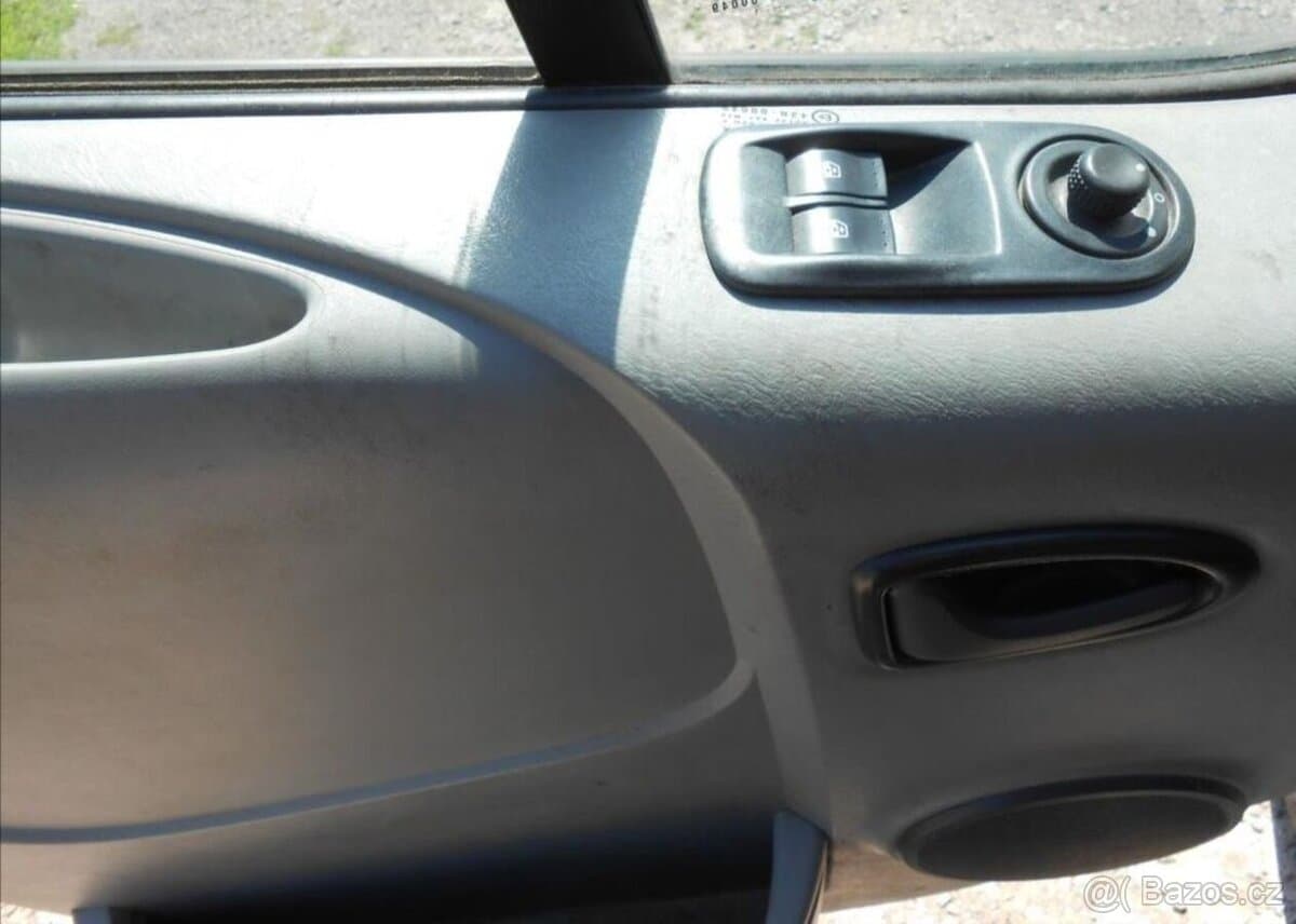 2011 Opel VIVARO - 15