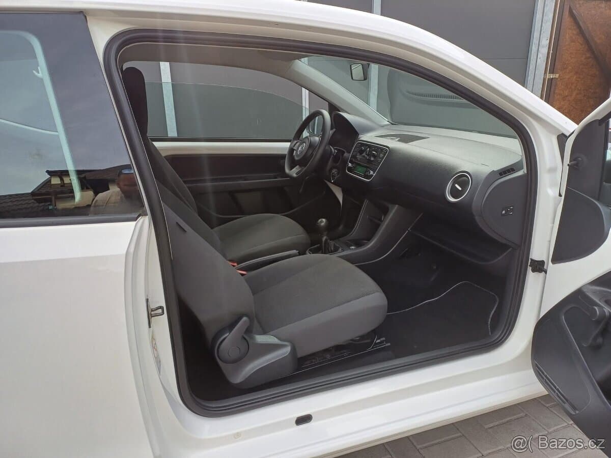 2012 Volkswagen UP! - 15