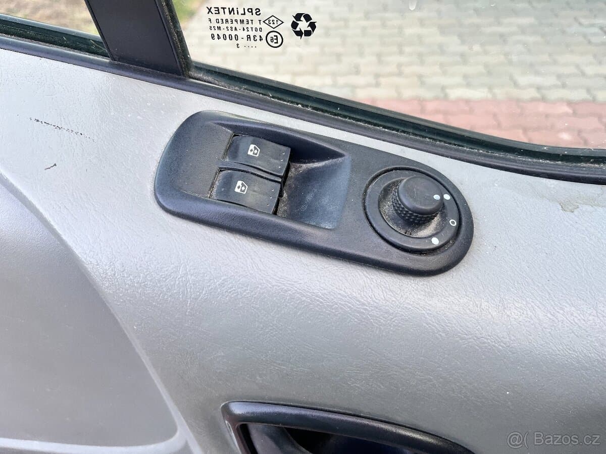 2013 Renault TRAFIC - 15