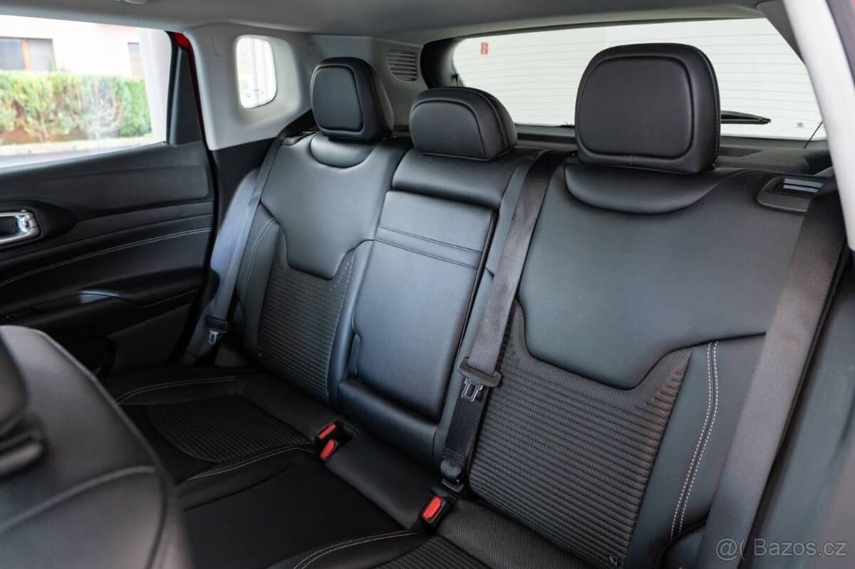 2023 Jeep COMPASS - 15